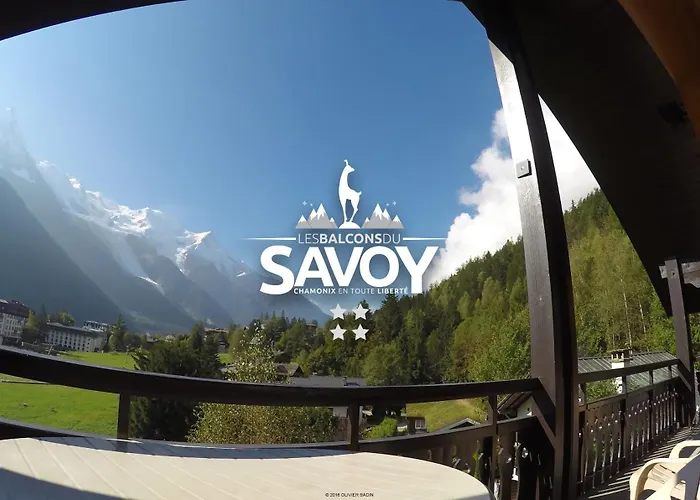 Les Balcons du Savoy